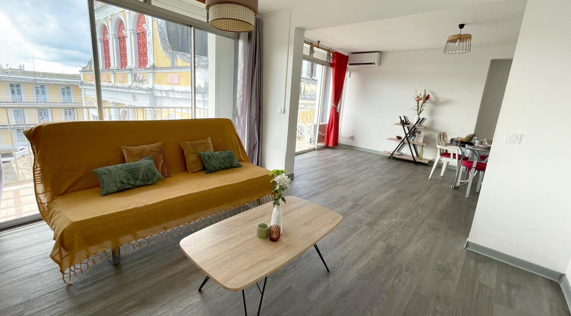 Appartamento Grand Sejour Lumineux Avec Balcon & Vue Cathedrale Pointe-à-Pitre Esterno foto